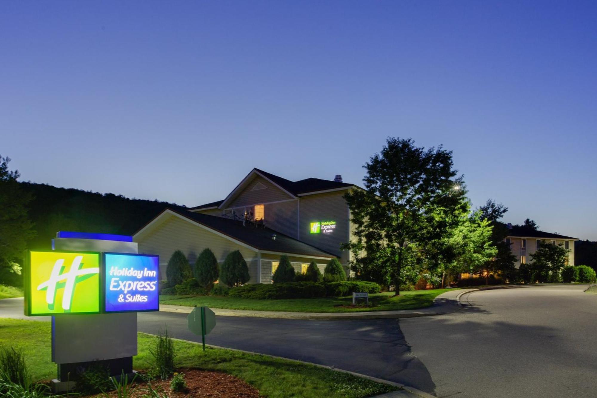 Holiday Inn Express Hotel & Suites Brattleboro By Ihg Ngoại thất bức ảnh