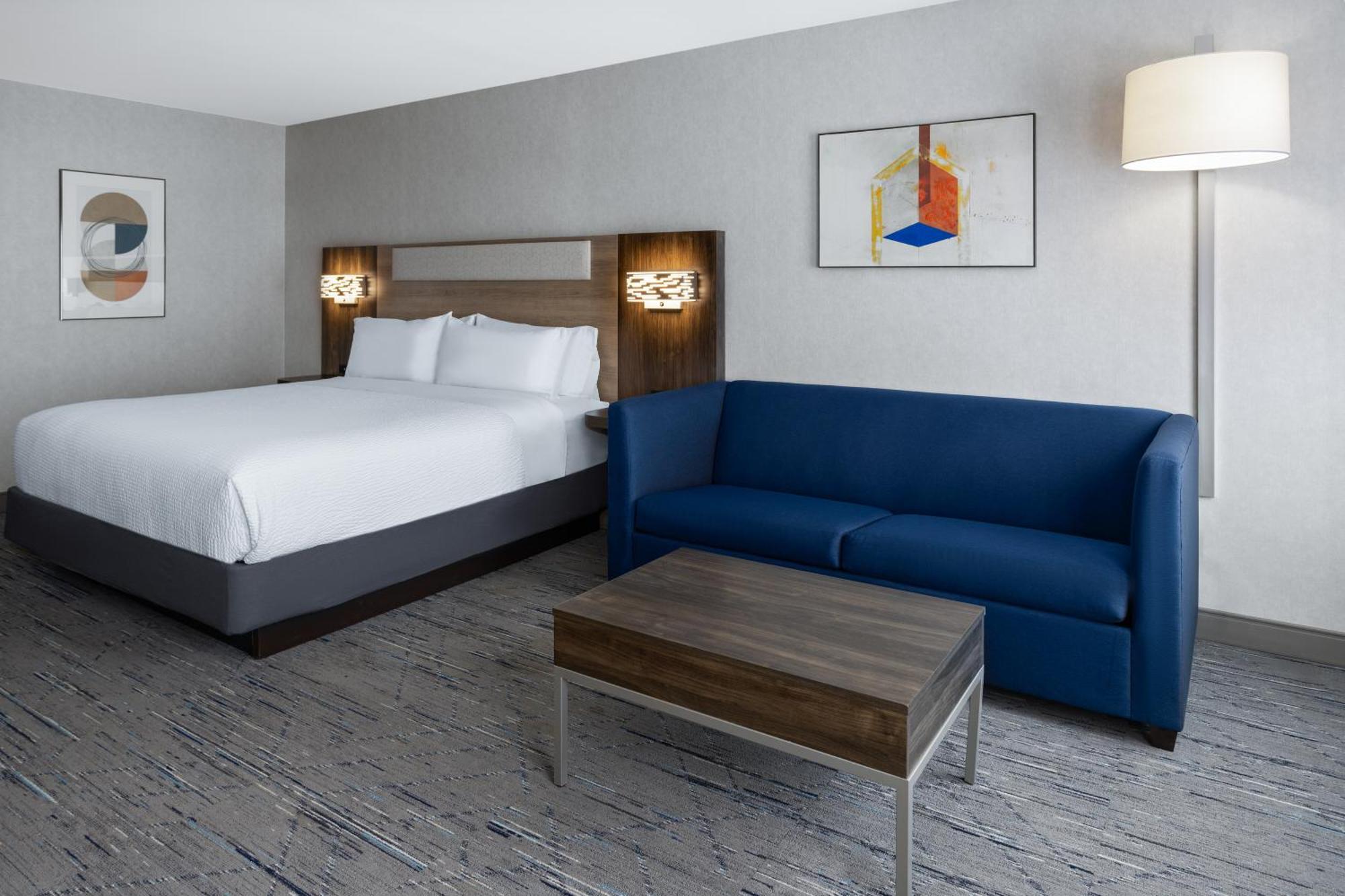 Holiday Inn Express Hotel & Suites Brattleboro By Ihg Ngoại thất bức ảnh