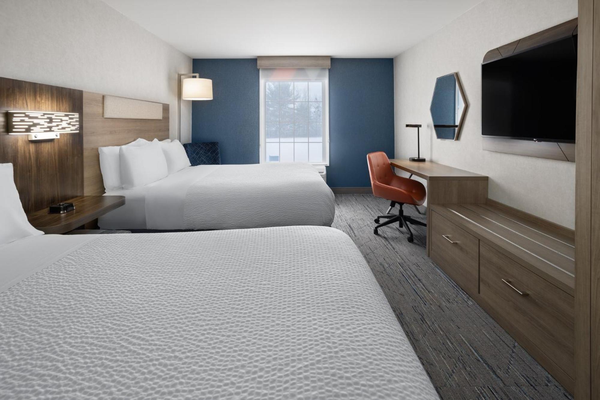 Holiday Inn Express Hotel & Suites Brattleboro By Ihg Ngoại thất bức ảnh